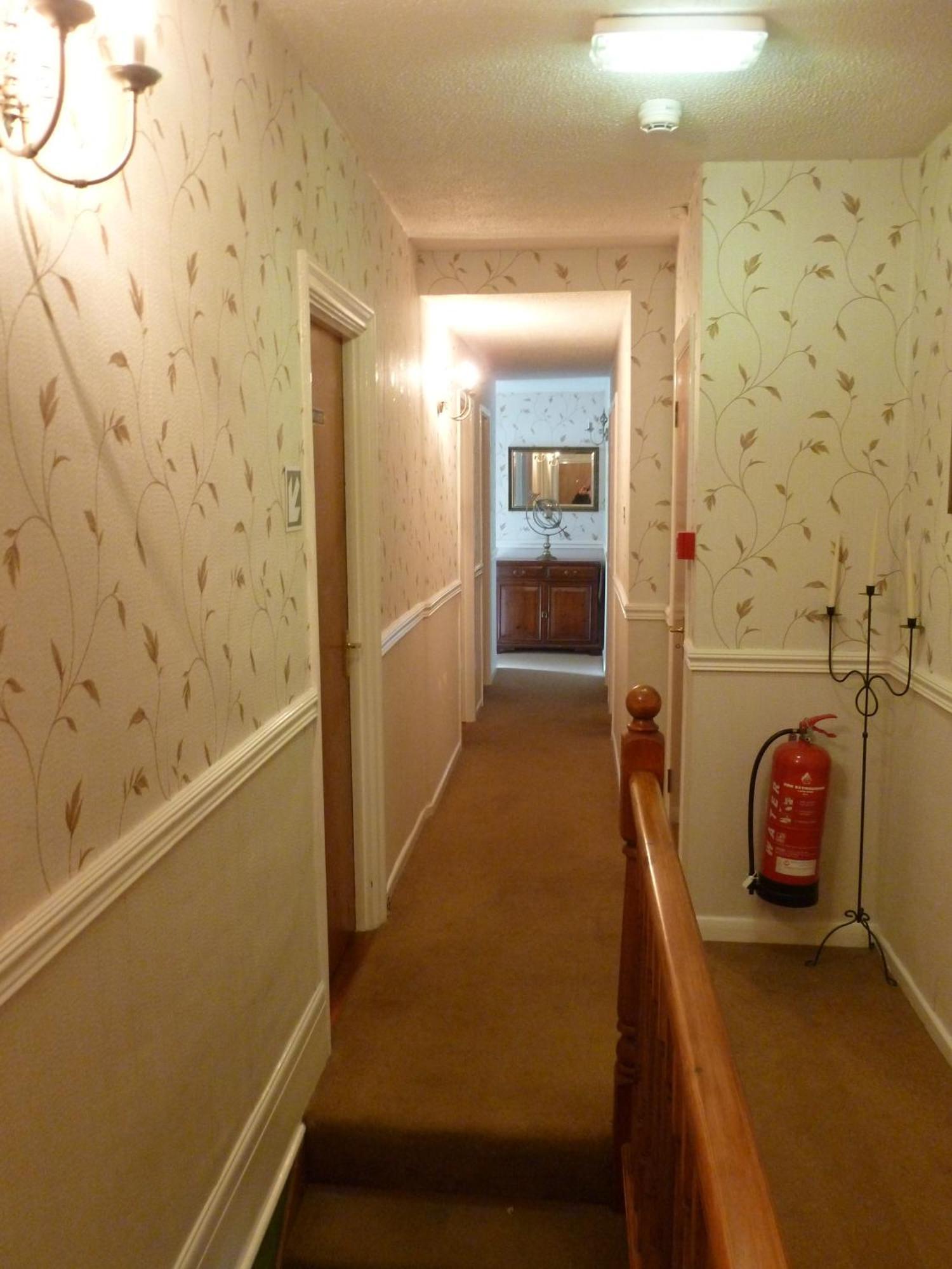 Capri Guest House Torquay Exterior photo